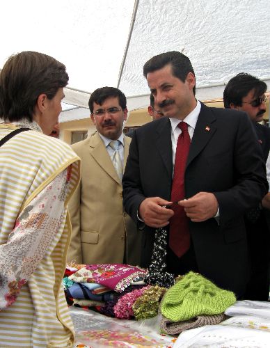 Devlet Bakanı Faruk Çelik : Birbirimize ihtiyacımız var