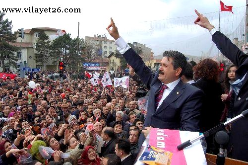 Bozüyük Belediye Başkanı Ahmet Berberoğlu, AK Parti'ye geçti.