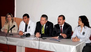 Sağlıkcı mutlu değlse, halkın sağlığının iyi olması mümkün değil