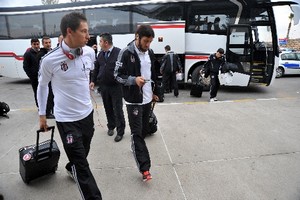 Beşiktaş, Manisaspor maçı için Antalya’dan İzmir’e uçtu