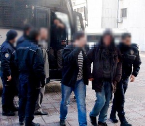 Boğaz'da kaçak akaryakıt operasyonu: 17 gözaltı