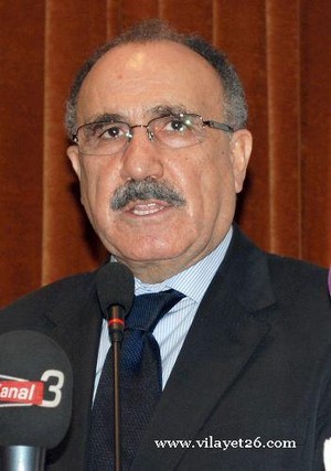 Beşir Atalay: Anayasa çalışmalarında sivil toplumun atılımına ihtiyaç var