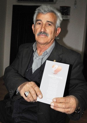 Hayatını şiirleştirerek kitap haline getirdi