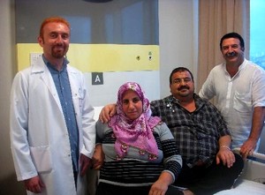Eşinin böbreği ile hayata tutundu