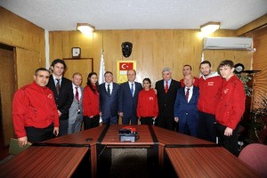 Spor Genel Müdürü Baykan, şampiyonları kabul etti.