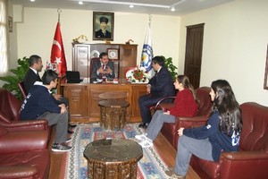 Zenbilci: Türkçe’nin kullanımı için verilen mücadeleyi destekliyorum