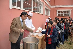 Malatya'da öğrencilere aşure ikram edildi