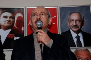 Kılıçdaroğlu:O şerefli arkadaşlardan eleştirilere yanıt bekliyorum.
