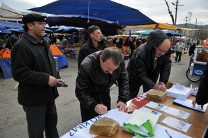 Emekliler Grubu'ndan elektrikte kaçak kullanım bedeline tepki