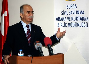 Bursa Valisi Harput: Hiçbir yerde hiç kimseye zorla namaz kıldırılmaz