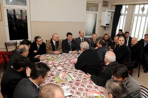 Mustafa Dündar, Zafer, Atıcılar ve Namık Kemal Mahallelerini ziyaret etti.