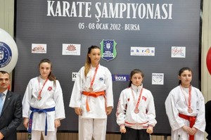 Katada madalyalar Ankara’nın oldu