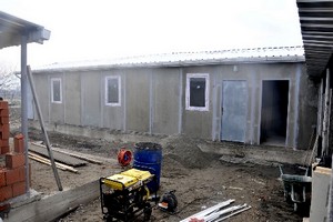 Kemalpaşa’daki sokak hayvanları, barınağa kavuşuyor