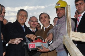Bülent Arınç: İmar Yasası önümüzdeki günlerde Meclis'e gelecek