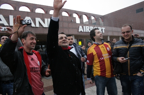 Galatasaray kafilesi, Bursa’ya geldi