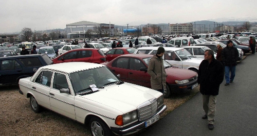 İkinci el araç tescilinde 2 milyar lira vatandaşın cebinde kaldı