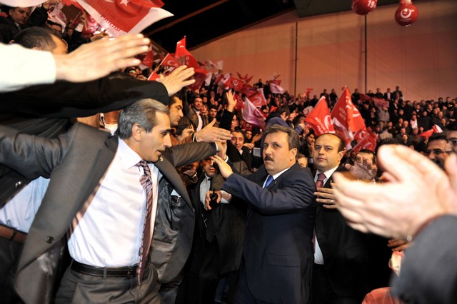 BBP'de Destici güven tazeledi