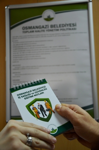 Osmangazi Belediyesi'nden, İş Sağlığı ve Güvenliği kitapçığı