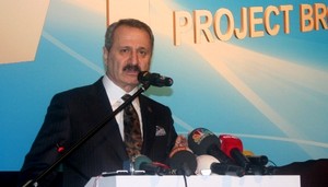 Ekonomi Bakanı Çağlayan: Yükte hafif, pahada ağır ihracat yapmak istiyoruz