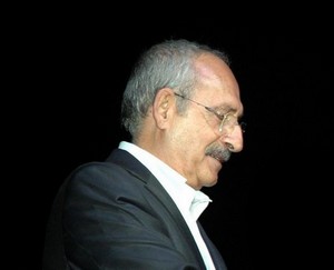 Kılıçdaroğlu, demokrasiye geçilememesinin sebebini 'tahta'ya bağladı