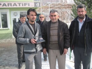 Münibüs şoföründen örnek davranış