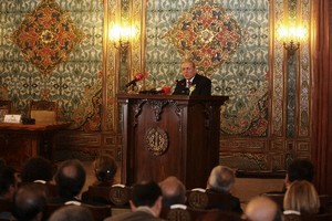 Burhan Kuzu: Anayasada yaşanan sorunlar yorumlardan kaynaklanıyor