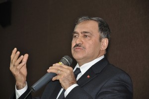 Bakan Eroğlu: Şeker Fabrikası, SEKA gibi olmayacak