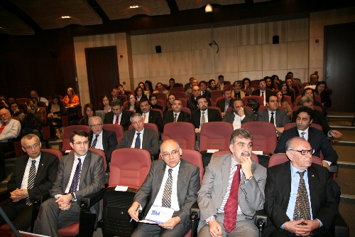 Egeli ihracatçılar kümelenmeyle süper lige çıkmayı amaçlıyor