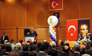Bakan Arınç: Çekirdek fıstık gibi işlerle meşgul değiliz