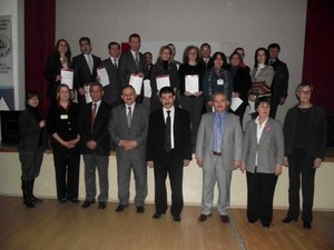 Avrupa Dil Eğitim Semineri'ni tamamlayan öğretmenler sertifikalarını aldı