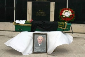 Eski Baro Başkanı Akmansoy'un cenazesi toprağa verildi
