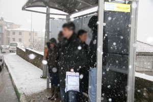 Bursalılar kar yağışıyla uyandı