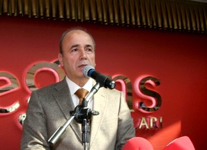 Emniyet müdüründen muhtarlara: Çukuru bile mahalle polisine bildirin