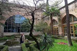 Tarihi eserler, Muradiye Medresesi'nde sergilenecek