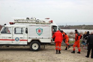 Polisten kaçarken kaybolduğu dereden cesedi çıktı