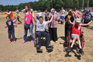 Engelliler piknikte eğlendi