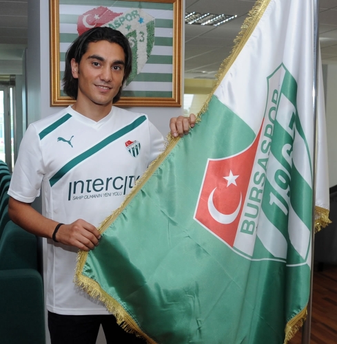 Bursaspor'da Vederson 2 hafta sahalardan uzak kalacak