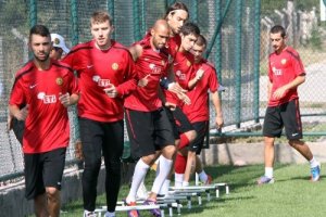 Eskişehirspor rotayı lige çevirdi