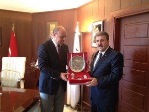 BBP Genel Başkanı Mustafa Destici, "Ettikleri yemine sadakatsizliği gösteriyor" dedi.