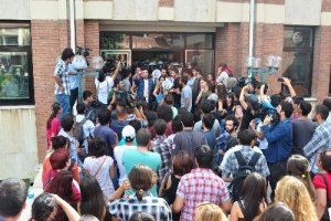Eskişehir Anadolu Üniversitesi’nde Hazırlık öğrencilerinin eyleminde arbede