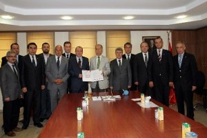 Karacabeyli sanayicilerden ilçeye modern okul