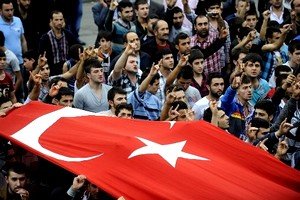 Vatandaşlar, BDP’lilerin provokasyonuna tepki gösterdi