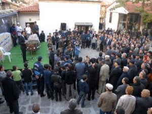 Afyonkarahisar’da 40 hatimli 40 bin kap şifalı aşurenin duası yapıldı