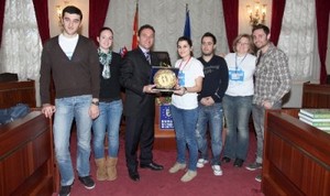 Avrupalı gençler Büyükşehir Belediyesi'nde ağırlandı