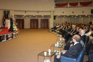 Peryön 5. Yönetim Zirvesi, iş dünyasını buluşturdu