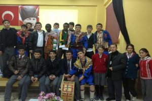 Keles’te Mozambik coşkusu