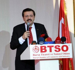 Hisarcıklıoğlu: Türkiye'deki yanlış sistem ancak yeni anayasayla düzelir