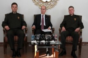 İçişleri Bakanlığı, kış turizm merkezlerindeki güvenliği masaya yatırıyor