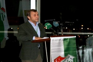 Yazıcı'dan Orman'a: Bursa'ya gelmesi popülizm, hangi Beşiktaşlı bıçaklanmış?