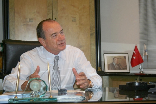 UİB dünyayı turlayacak